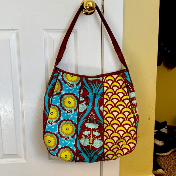 Amy Butler Muriel tote in Buttercup pattern - Picture 4 of 10